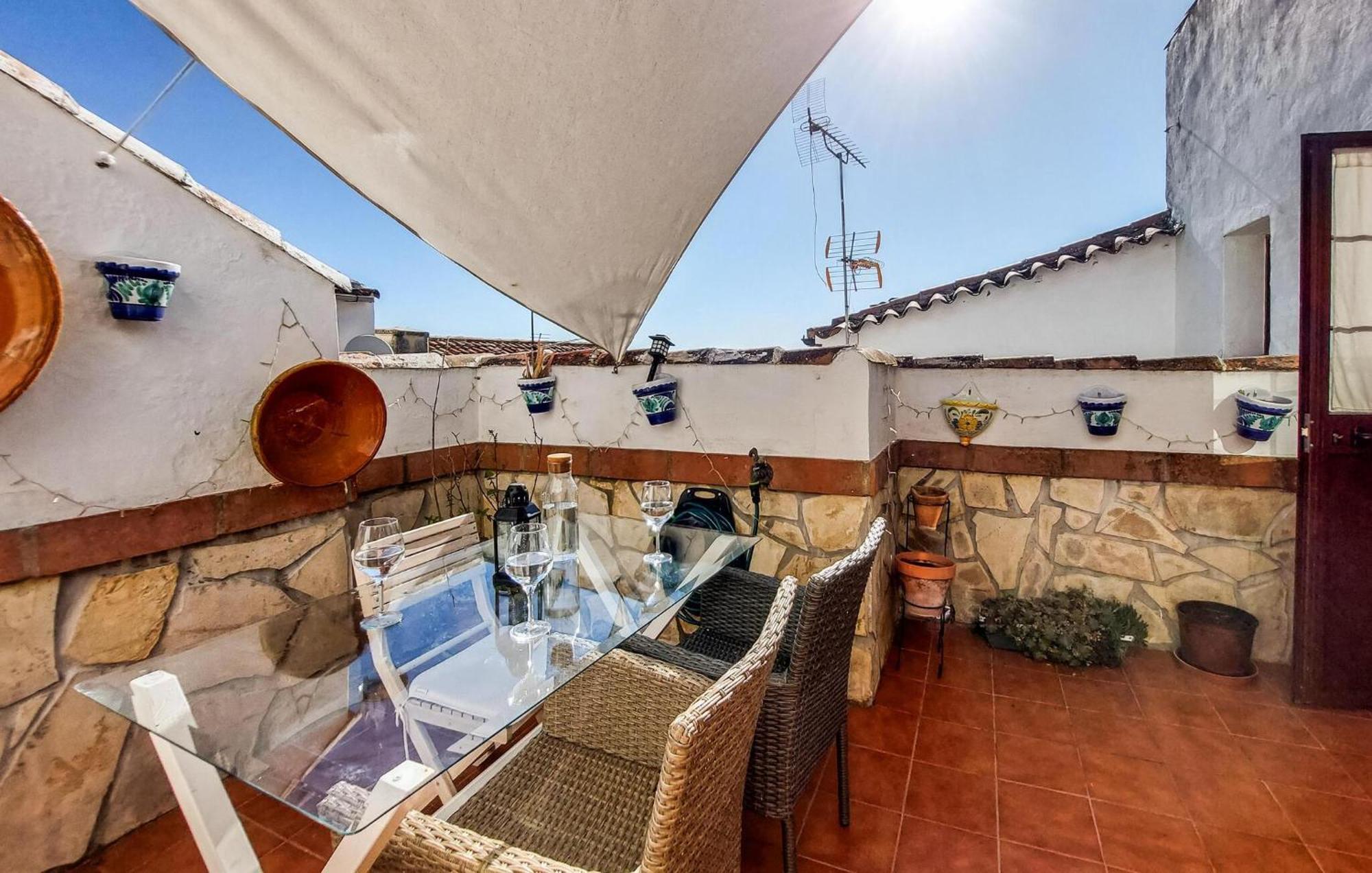 2 Bedroom Cozy Home In غراثاليما المظهر الخارجي الصورة