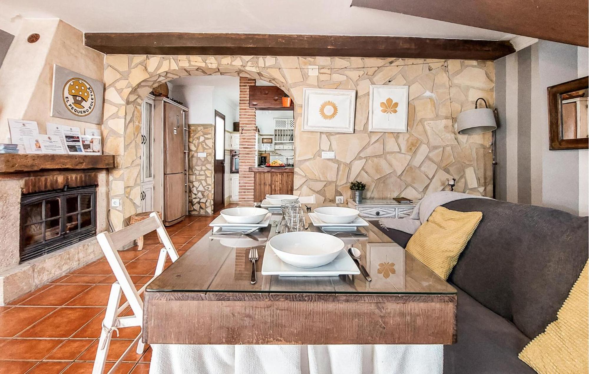 2 Bedroom Cozy Home In غراثاليما المظهر الخارجي الصورة