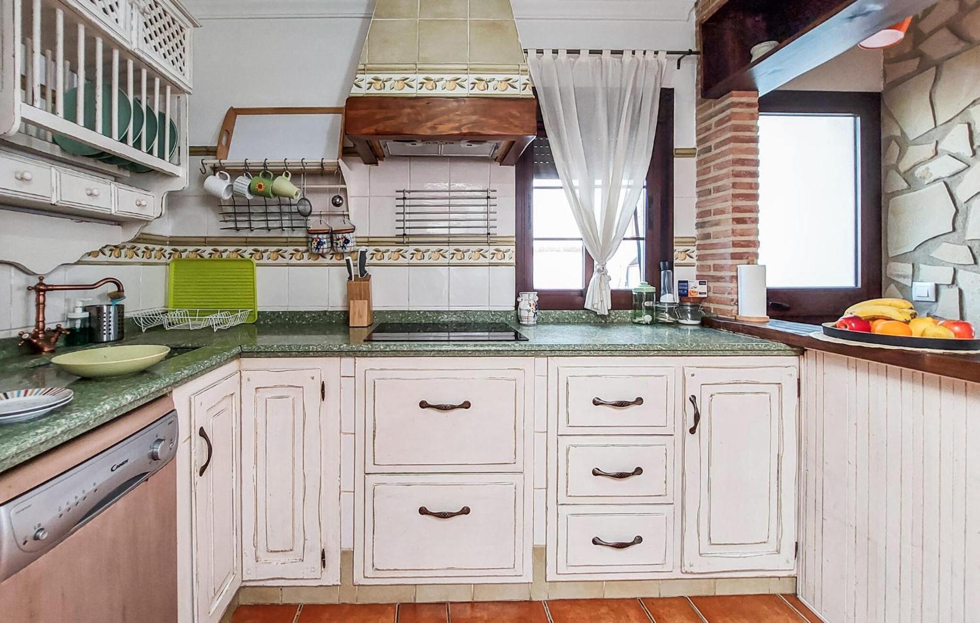 2 Bedroom Cozy Home In غراثاليما المظهر الخارجي الصورة